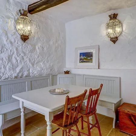Wonderful 4br With Private Pool Villa