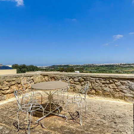 Wonderful 4br With Private Pool Villa Rabat