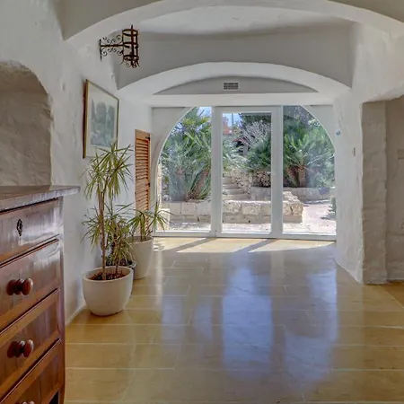 Wonderful 4br With Private Pool *