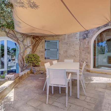 Wonderful 4br With Private Pool
